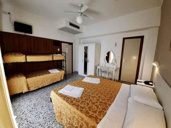 Hotel Modenese 리치오네 외부 사진